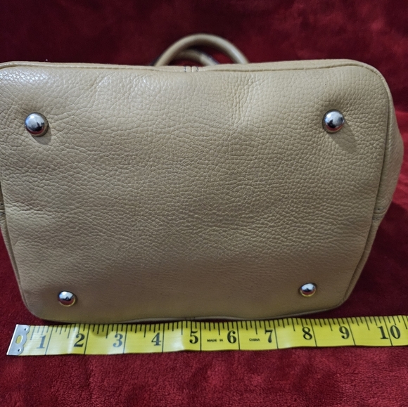 Tignanello Light Tan Pebble Leather Tote/Satchel - Picture 5 of 10